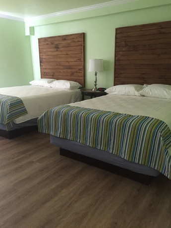 Imagen de la habitación del Hotel Lake Inn and Restaurant. Foto 13