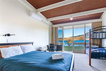 Imagen de los exteriores del Hotel Lake Jindabyne. Foto 15