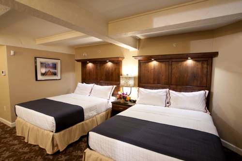 Imagen de la habitación del Hotel Lake Lawn Resort. Foto 14