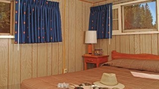 Imagen de la habitación del Hotel Lake Lodge Cabins. Foto 3