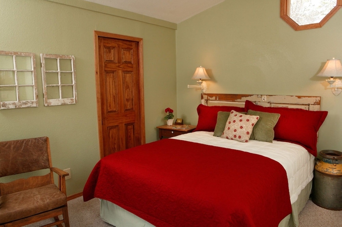 Imagen de la habitación del Hotel Lake Lucerne Resort and Ranch. Foto 9