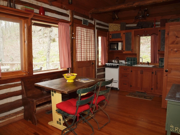 Imagen de la habitación del Hotel Lake Lucerne Resort and Ranch. Foto 16