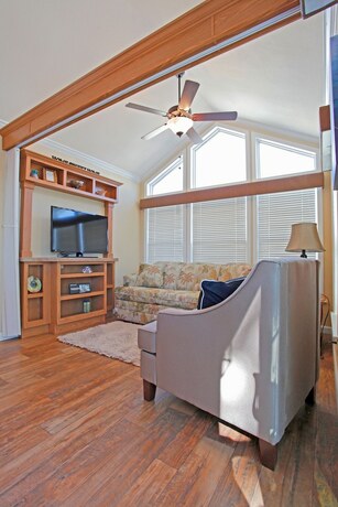 Imagen de la habitación del Hotel Lake Magic Rv Resort. Foto 19