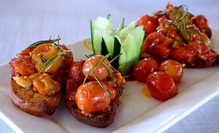 Imagen del bar/restaurante del Hotel Lake Manyara Kilimamoja Lodge. Foto 5