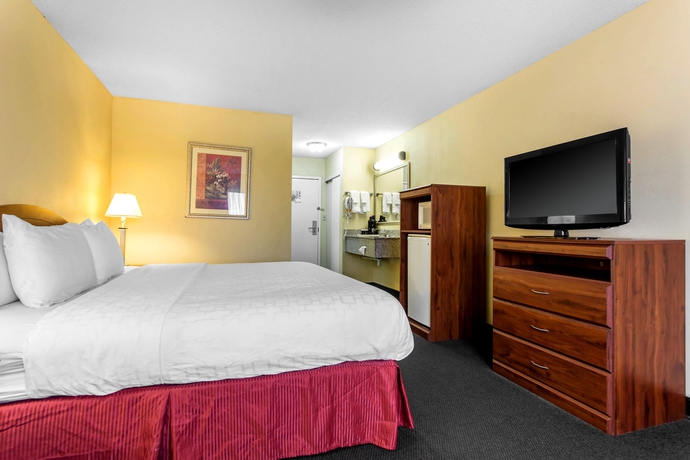 Imagen de los interiores del Hotel Lake Norman Inn and Suites. Foto 12