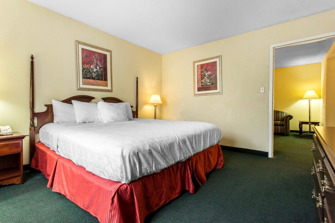 Imagen de la habitación del Hotel Lake Norman Inn and Suites. Foto 4