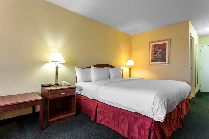 Imagen de la habitación del Hotel Lake Norman Inn and Suites. Foto 7