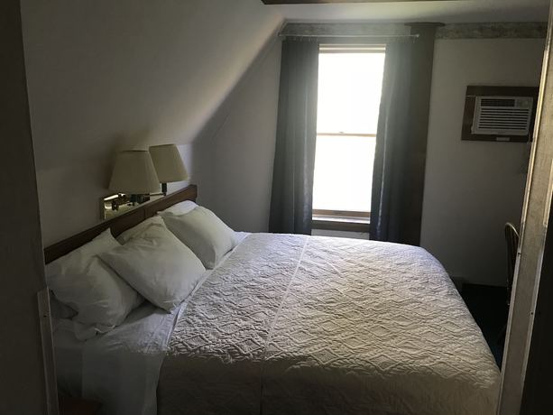 Imagen de la habitación del Hotel Lake Ontario Motel and Inn. Foto 4