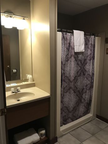 Imagen de la habitación del Hotel Lake Ontario Motel and Inn. Foto 15