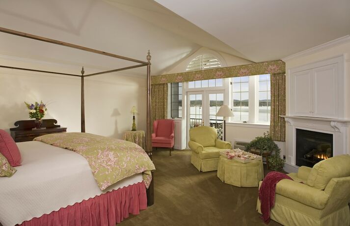 Imagen de la habitación del Hotel Lake Opechee Inn and Spa. Foto 16