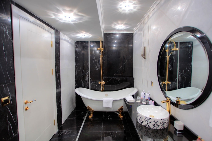 Imagen de la habitación del Hotel Lake Palace. Foto 6