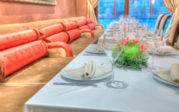 Imagen del bar/restaurante del Hotel Lake Palace. Foto 3