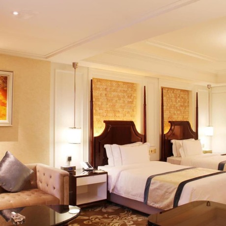 Imagen de la habitación del Hotel Lake Piedmont International. Foto 3