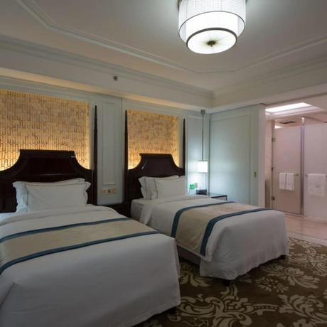 Imagen de la habitación del Hotel Lake Piedmont International. Foto 4