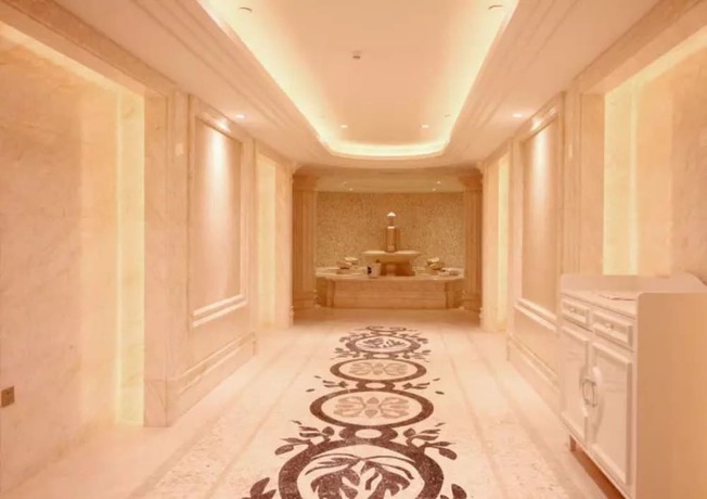 Imagen de los interiores del Hotel Lake Piedmont International. Foto 13