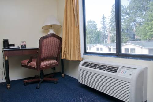 Imagen de la habitación del Hotel Lake Placid Summit. Foto 4