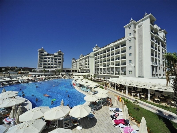 Imagen general del Hotel Lake River Side Spa - Ultra All Inclusive. Foto 6