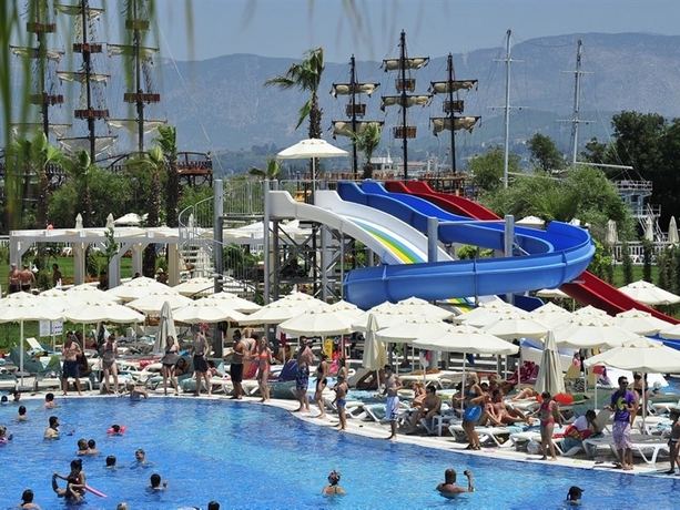 Imagen general del Hotel Lake River Side Spa - Ultra All Inclusive. Foto 13