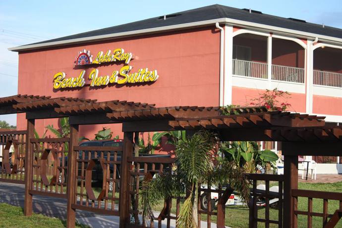 Imagen general del Hotel Lake Roy Beach Inn. Foto 5