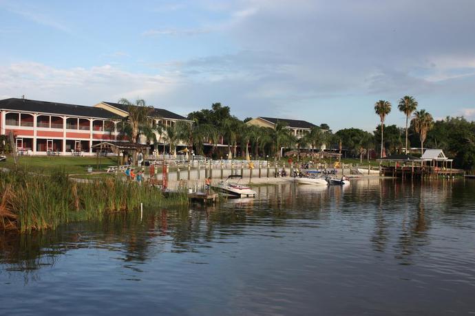 Imagen general del Hotel Lake Roy Beach Inn. Foto 11