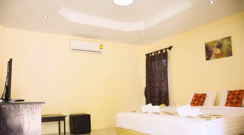 Imagen de los interiores del Hotel Lake Scene Resort. Foto 13