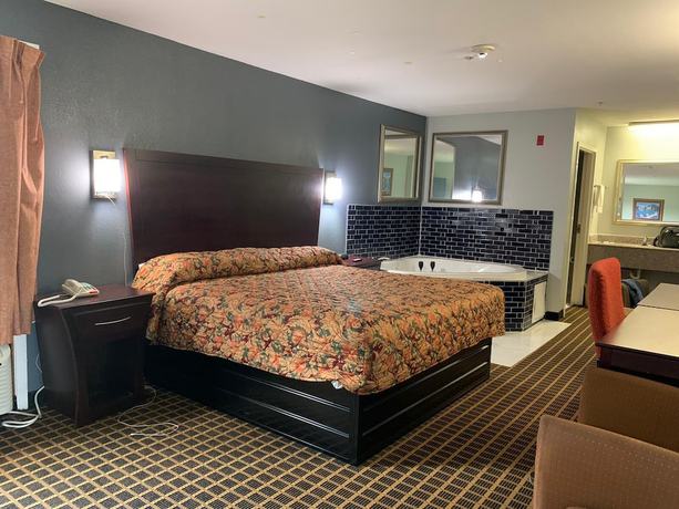 Imagen de la habitación del Hotel Lake Seminole Inn. Foto 9