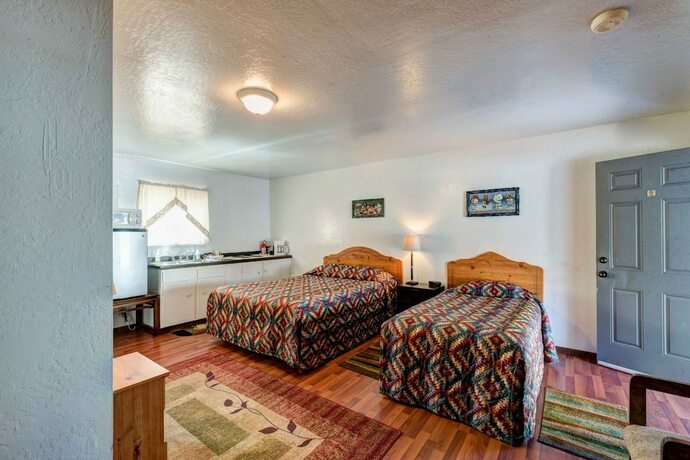 Imagen de la habitación del Hotel Lake Shasta Lodge. Foto 11