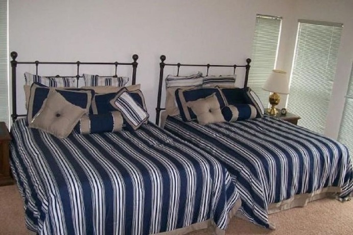 Imagen general del Hotel Lake Shastina Golf Resort. Foto 7