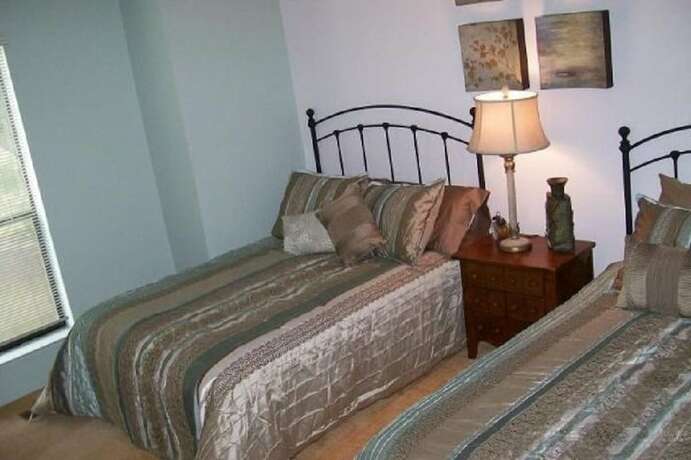 Imagen general del Hotel Lake Shastina Golf Resort. Foto 8