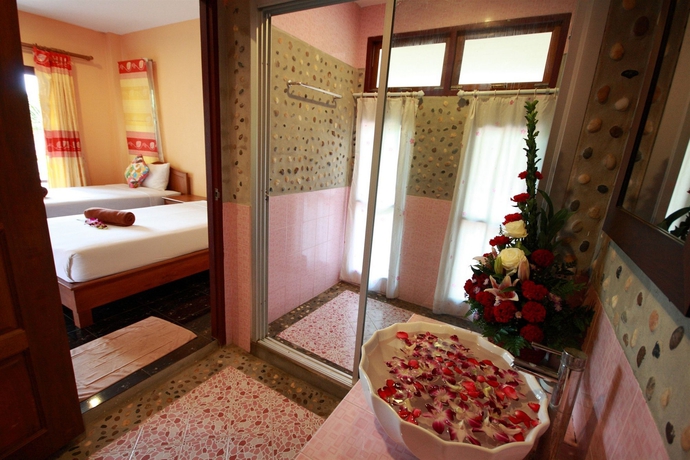 Imagen de la habitación del Hotel Lake Side Bungalow. Foto 4