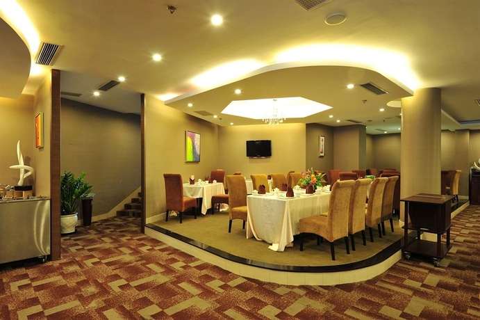 Imagen del bar/restaurante del Hotel Lake Side, Hanoi. Foto 4