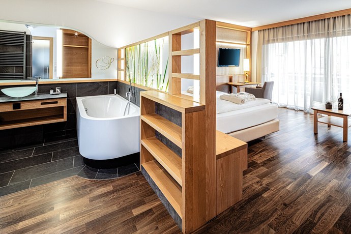 Imagen de la habitación del Hotel Lake Spa SEELEITEN. Foto 7