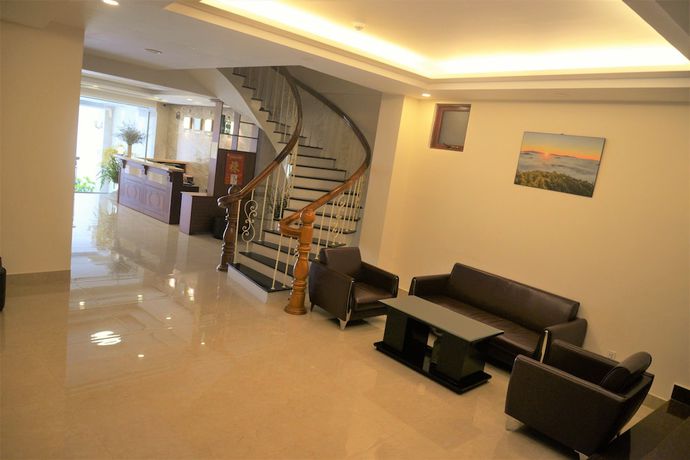 Imagen de los interiores del Hotel Lake View, Da Lat. Foto 19
