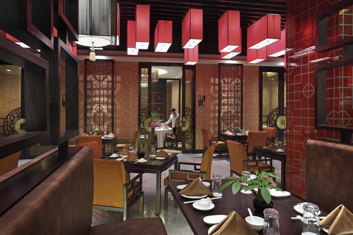 Imagen del bar/restaurante del Hotel Lake View Hotel. Foto 6