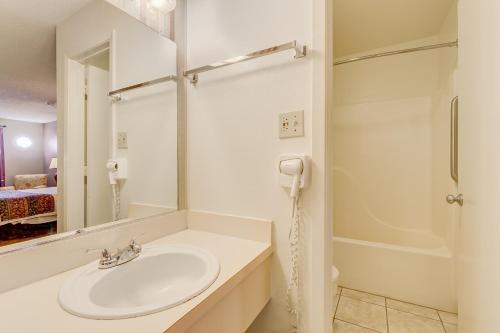 Imagen general del Hotel Lake View Inn. Foto 4