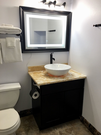 Imagen de la habitación del Hotel Lake View Suites. Foto 8