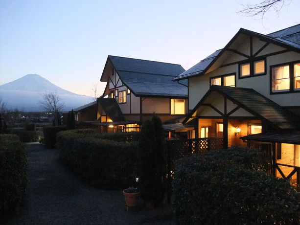 Imagen de los exteriores del Hotel Lake Villa Kawaguchiko. Foto 6