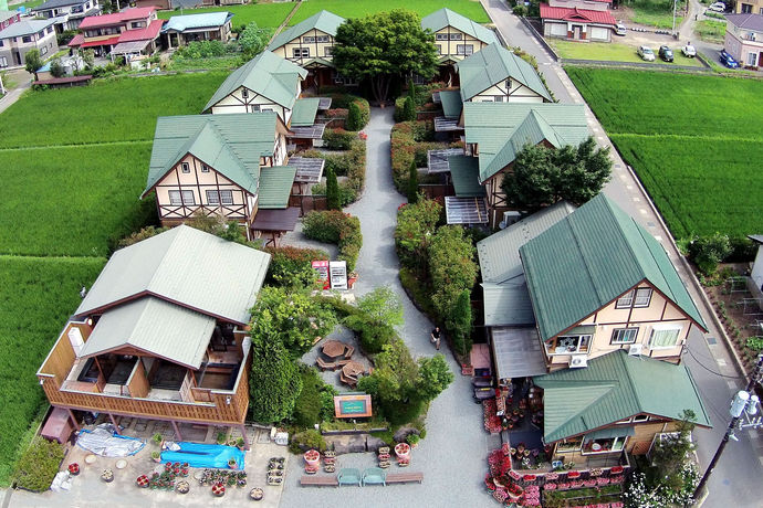 Imagen de los exteriores del Hotel Lake Villa Kawaguchiko. Foto 12