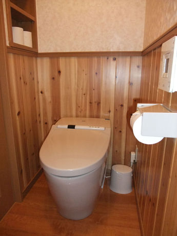 Imagen de los exteriores del Hotel Lake Villa Kawaguchiko. Foto 13
