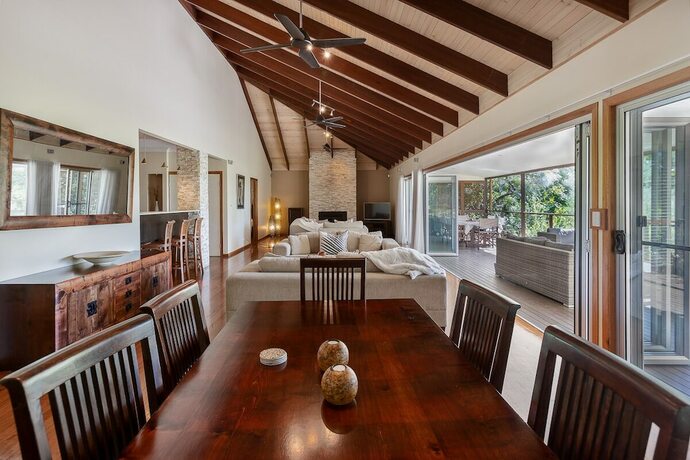 Imagen general del Hotel Lake Weyba Cottages. Foto 4