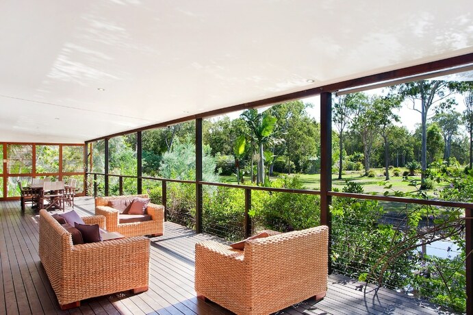 Imagen general del Hotel Lake Weyba Cottages. Foto 8