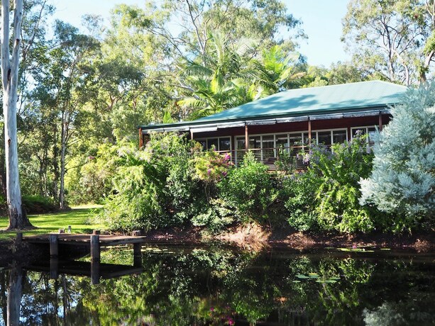 Imagen de la habitación del Hotel Lake Weyba Cottages. Foto 14