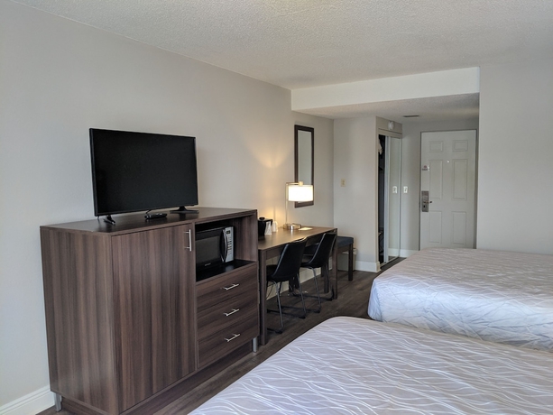 Imagen de la habitación del Hotel Lakefront Terrace Resort. Foto 16