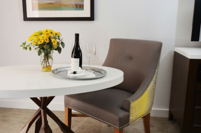 Imagen de la habitación del Hotel Lakehouse And Resort. Foto 10