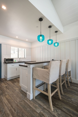 Imagen de la habitación del Hotel Lakehouse And Resort. Foto 17