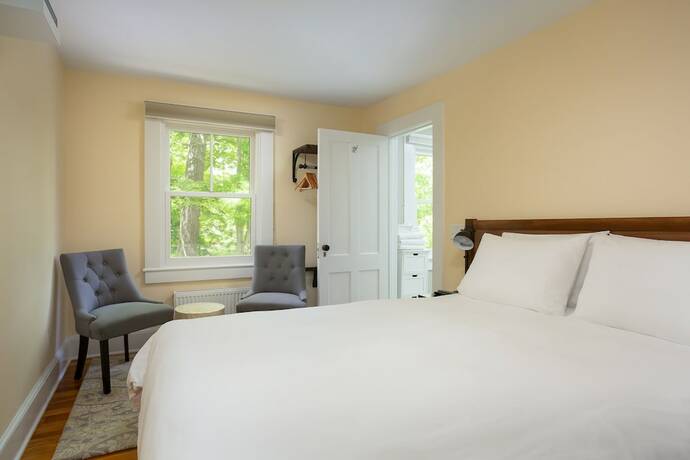 Imagen general del Hotel Lakehouse Inn. Foto 1