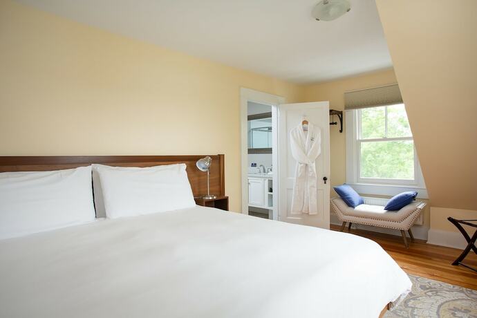 Imagen de la habitación del Hotel Lakehouse Inn. Foto 14