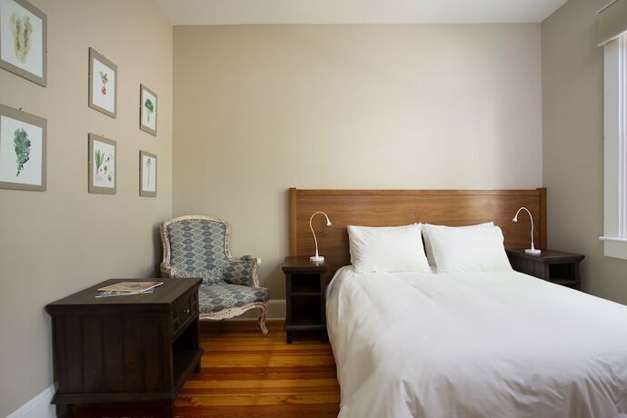 Imagen de la habitación del Hotel Lakehouse Inn. Foto 17