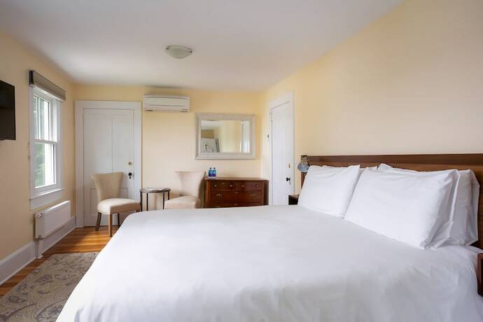 Imagen general del Hotel Lakehouse Inn. Foto 10