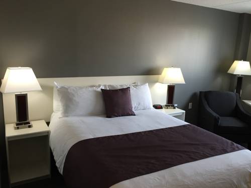 Imagen de la habitación del Hotel Lakeland Inn. Foto 8